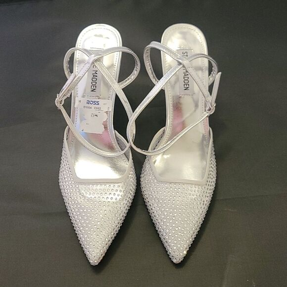 BRAND NEW STEVE MADDEN WOMEN'S RHINESTONE  HEEL PUMP - Picture 3 of 15